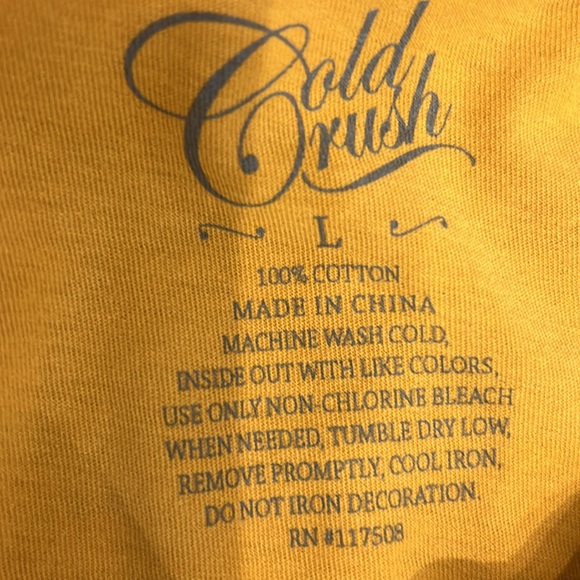Bold Yellow Graphic Tee Bee Change World Mantra NWT - Picture 11 of 11